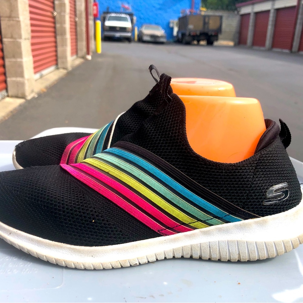 Skechers 13112 Ultra Flex Brightful Day Women’s Black Rainbow Sneakers Size 9